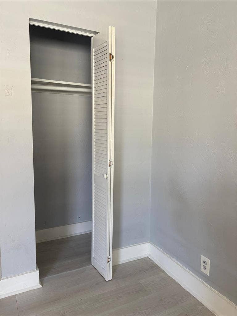 Private Furnished Efficiency