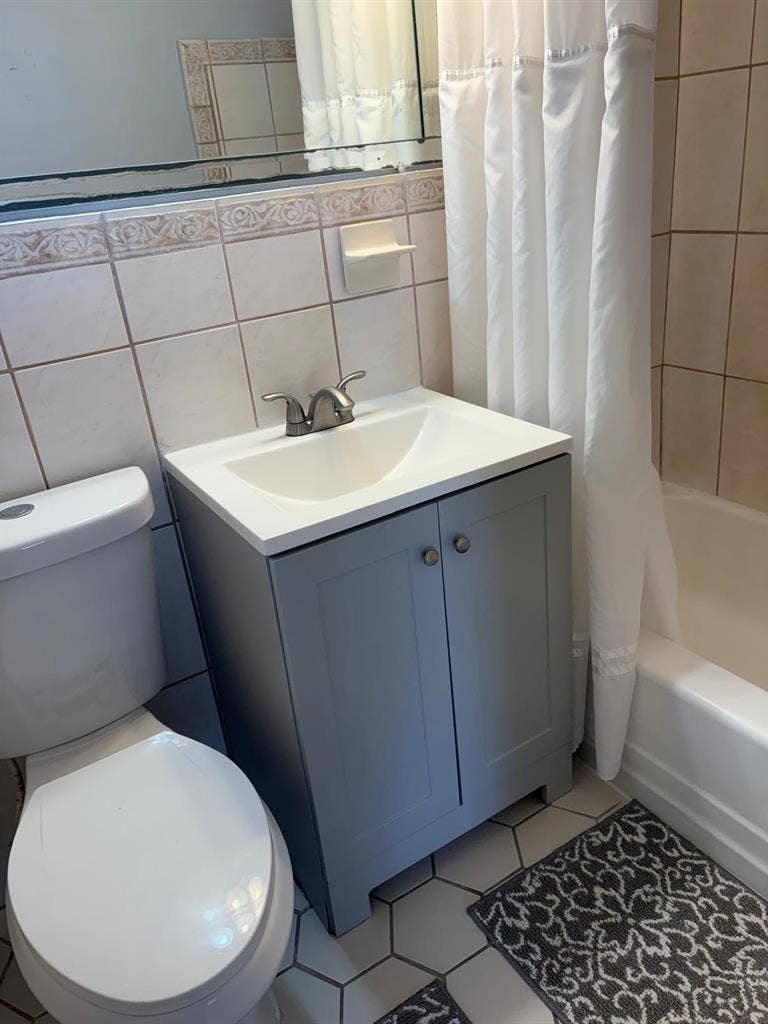 Private Furnished Efficiency