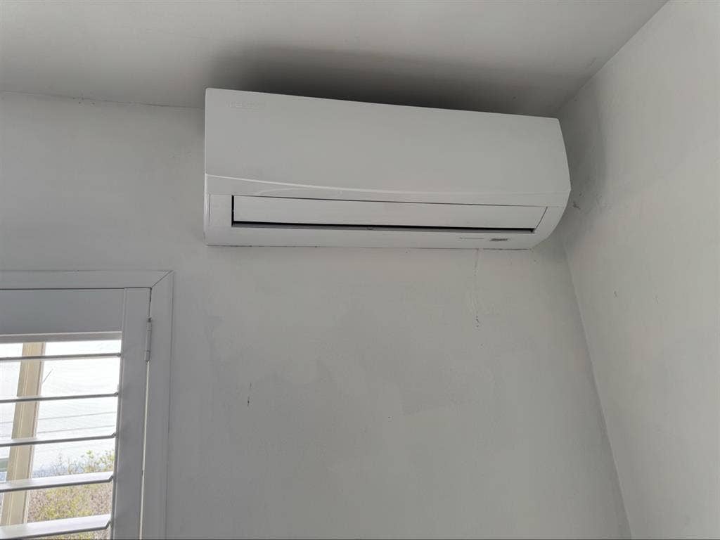 Master room for rent
