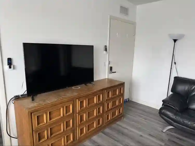 Master room for rent