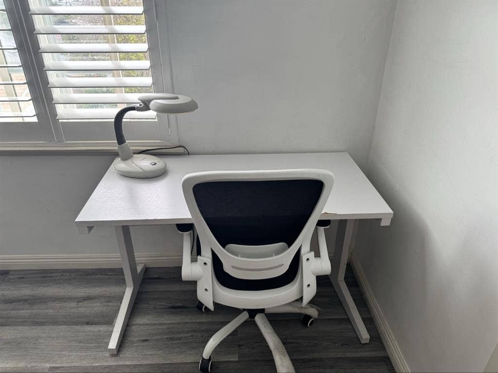 Master room for rent