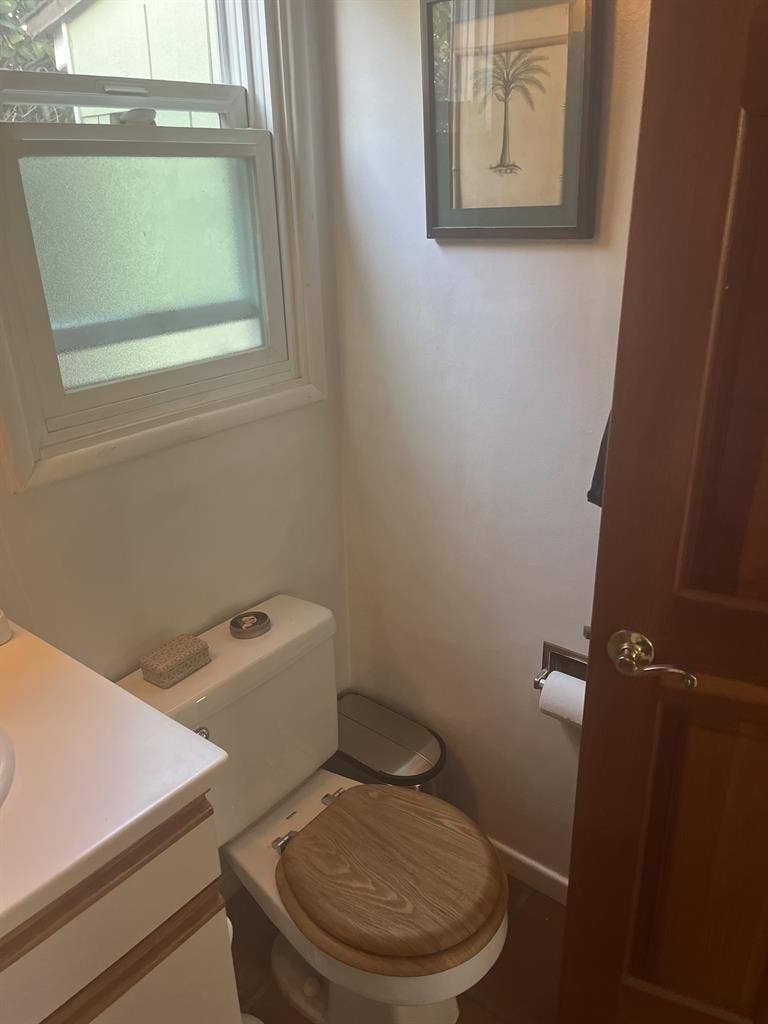 1 br/1 ba sublet from 7/15 - 12/15