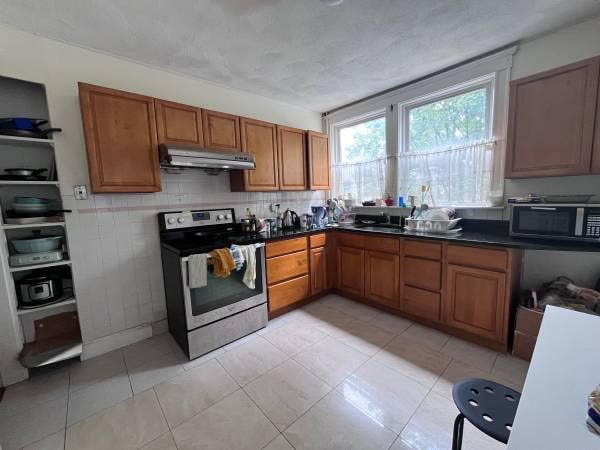Big Furnished Rooms-close T Station