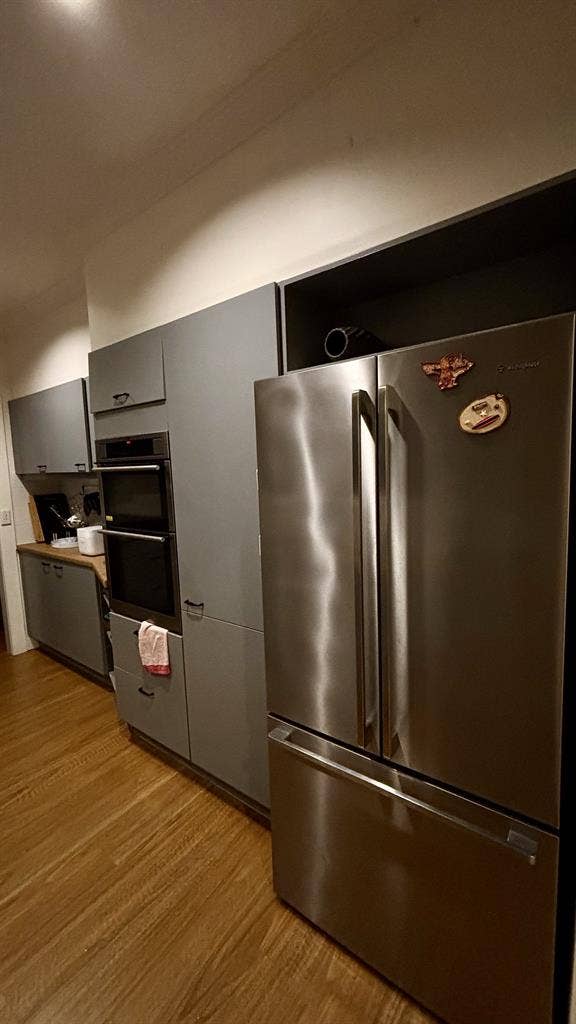 FULLY FURNISHED ROOM FOR RENT