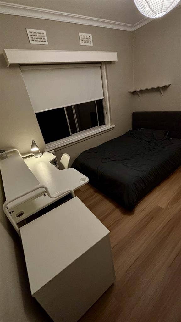 FULLY FURNISHED ROOM FOR RENT