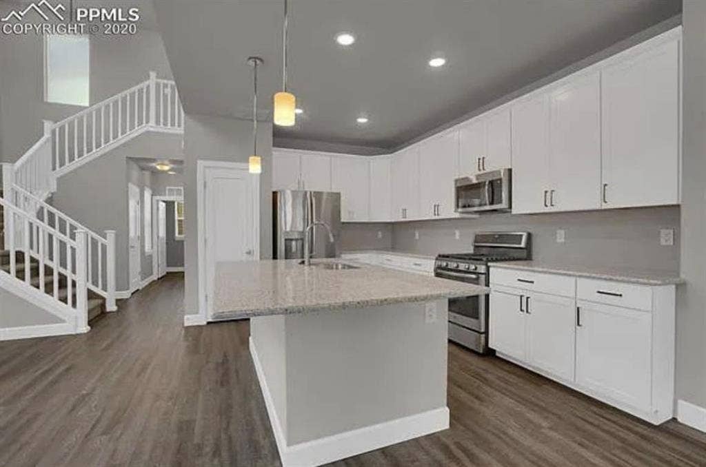 3bed 2.5bath townhome Wolf Ranch