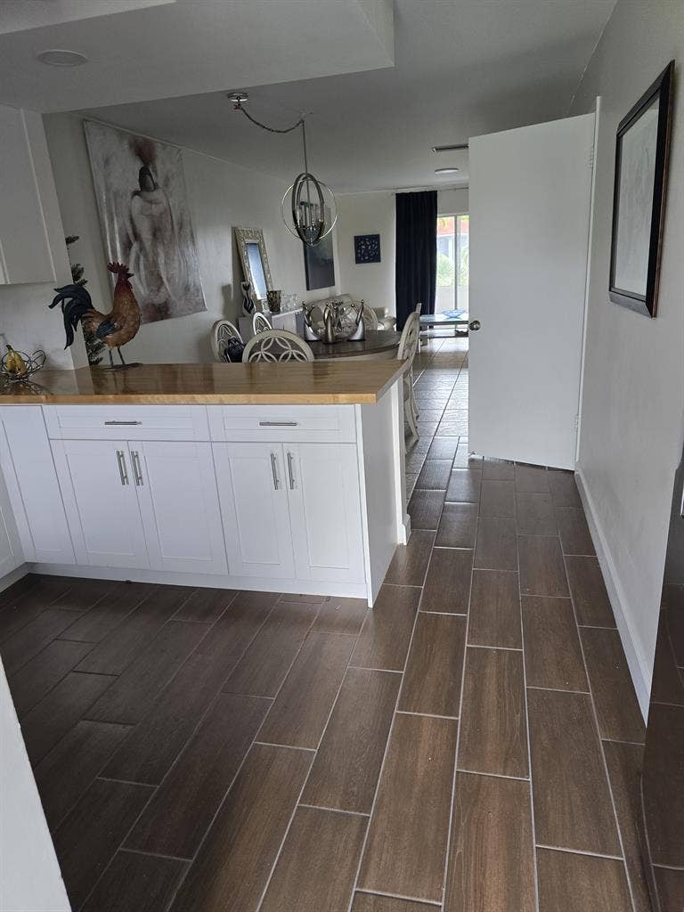 E Boca Raton, Private Suite