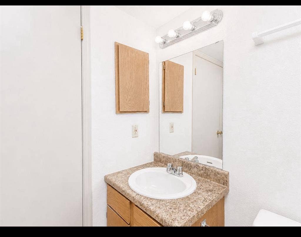 Looking for Female tenant