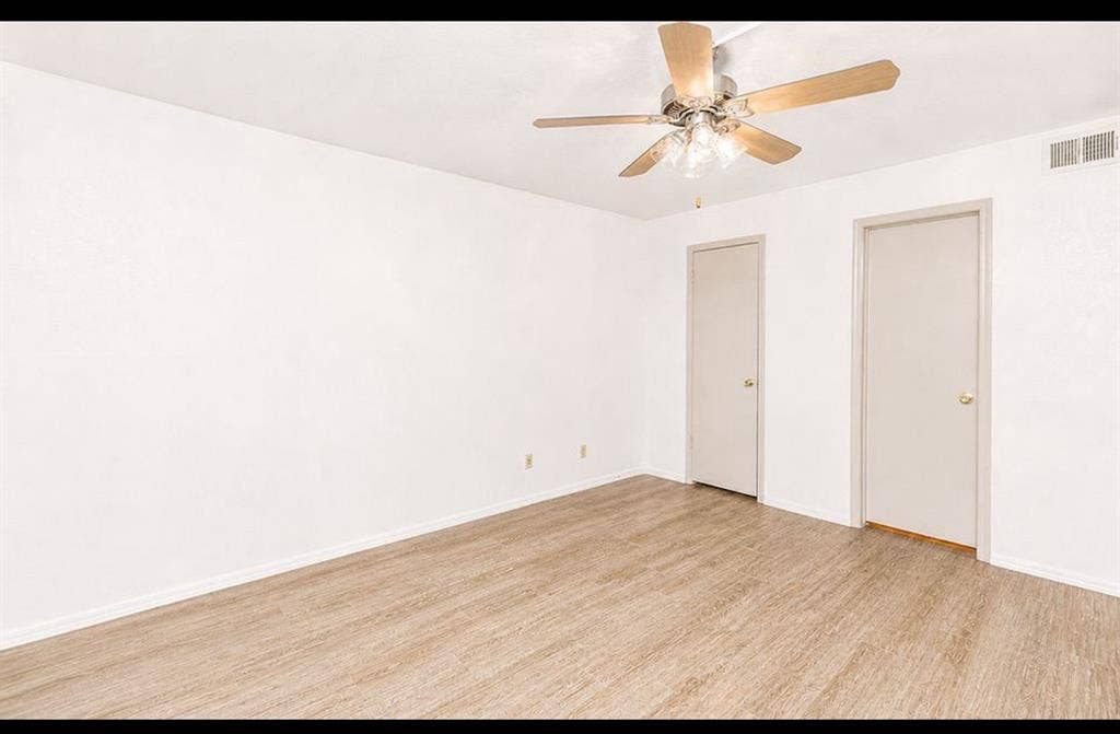 Looking for Female tenant