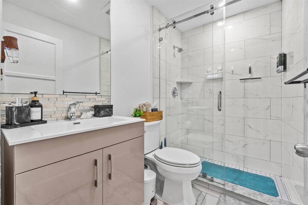 Full Furnished 2BD/1BA Home