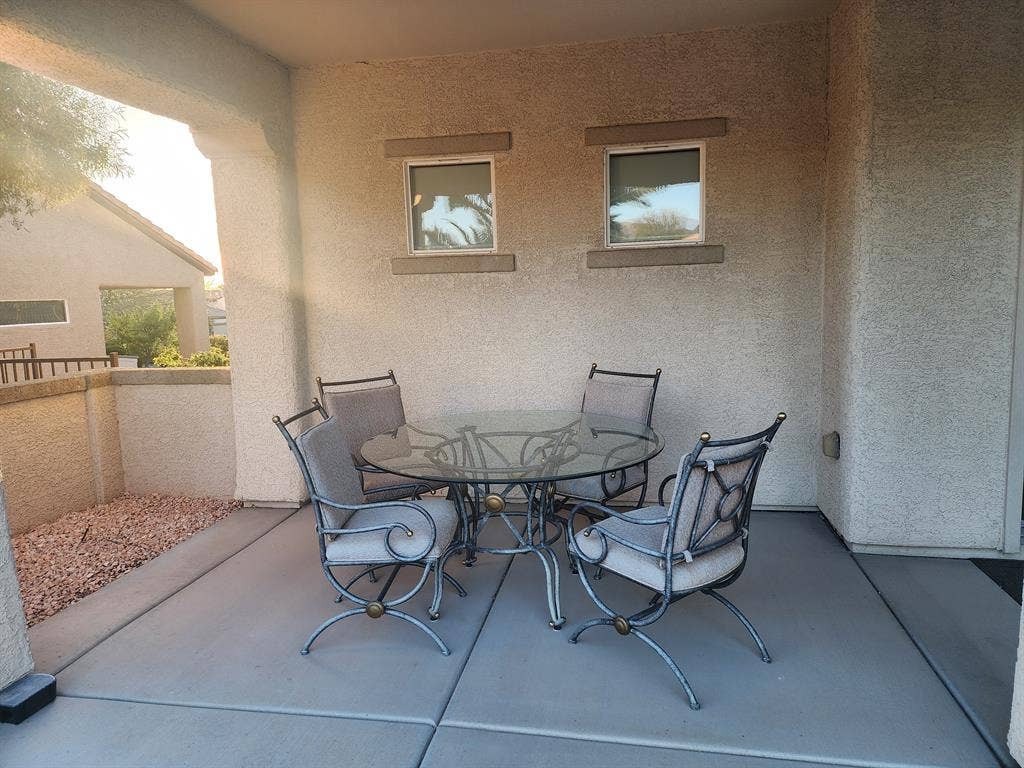 Share room in Henderson