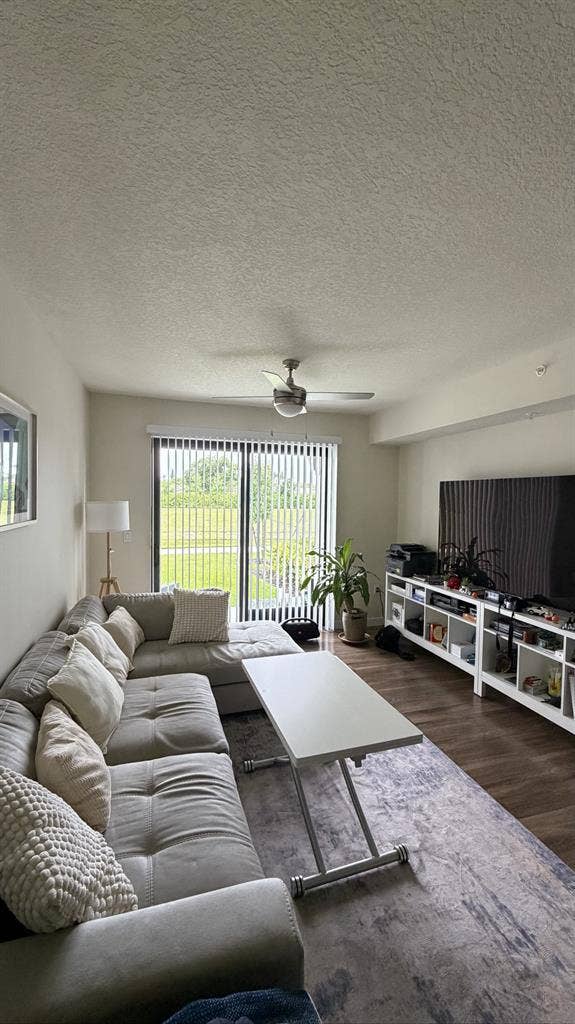 Beautiful furniture 1 bedroom