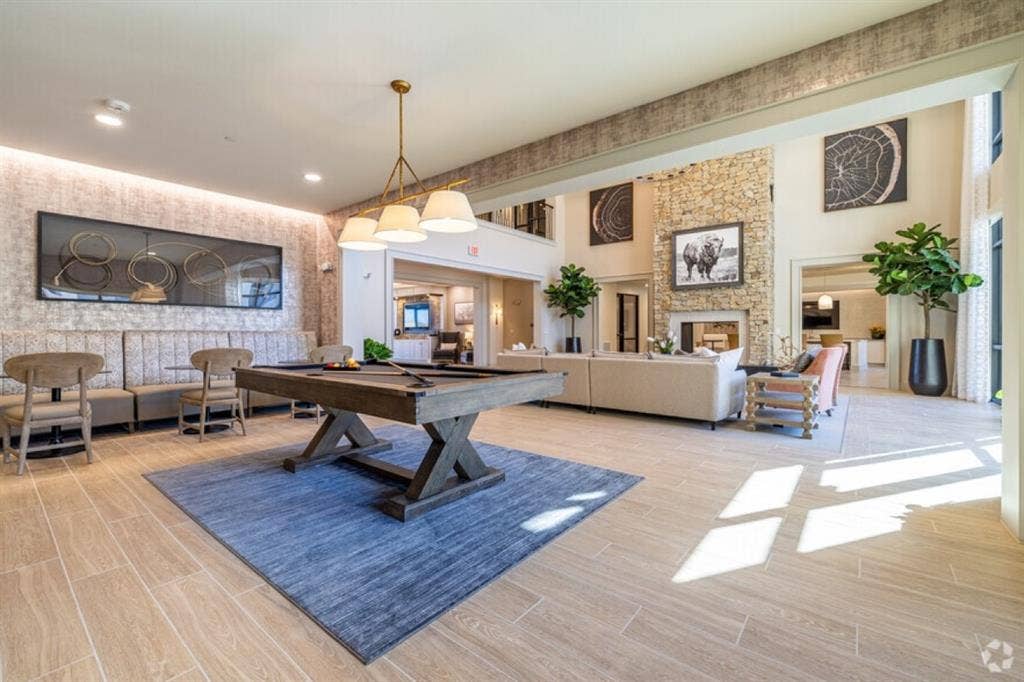 Luxury Apartment 1 bed 1 bath