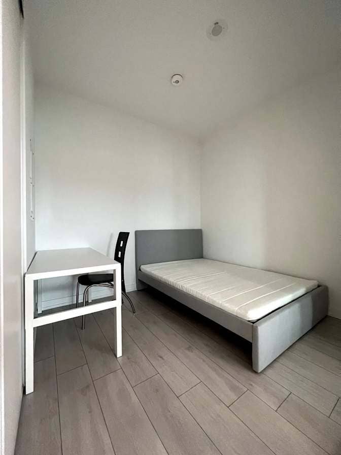 Move Into a Cozy Vaughan Comfort!