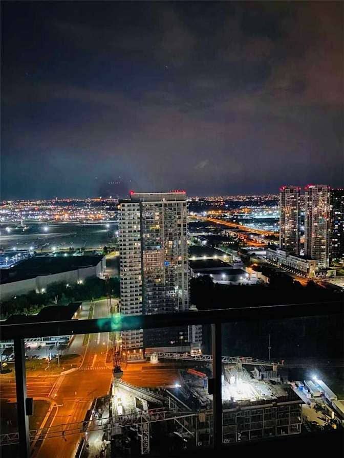 Move Into a Cozy Vaughan Comfort!
