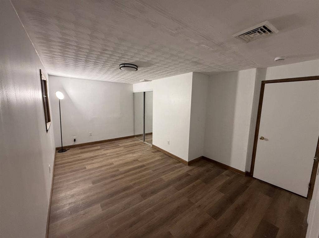 STUDIO FOR RENT