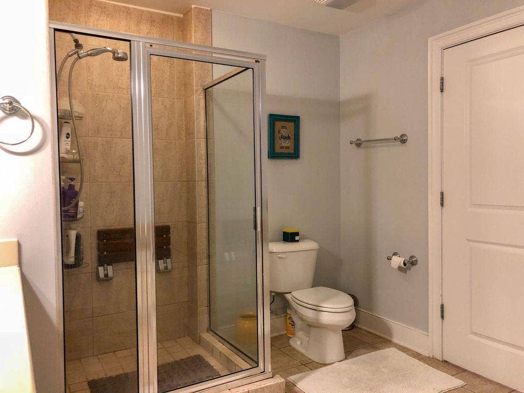 Bright 1BR Sublet Available Now