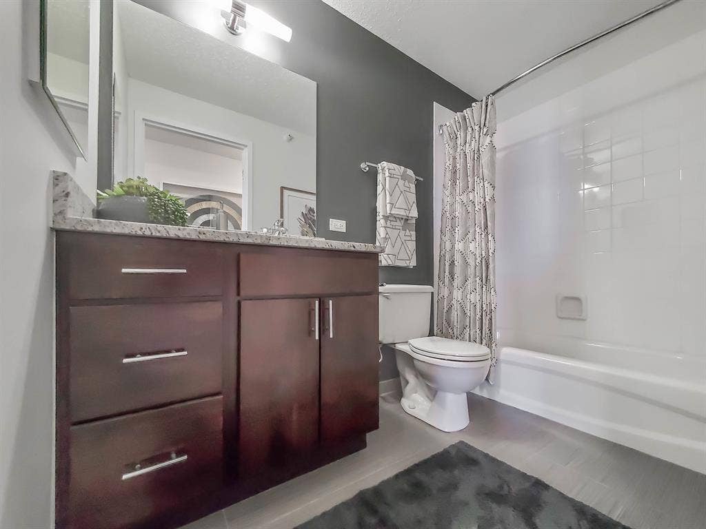 Sublet Available in River North