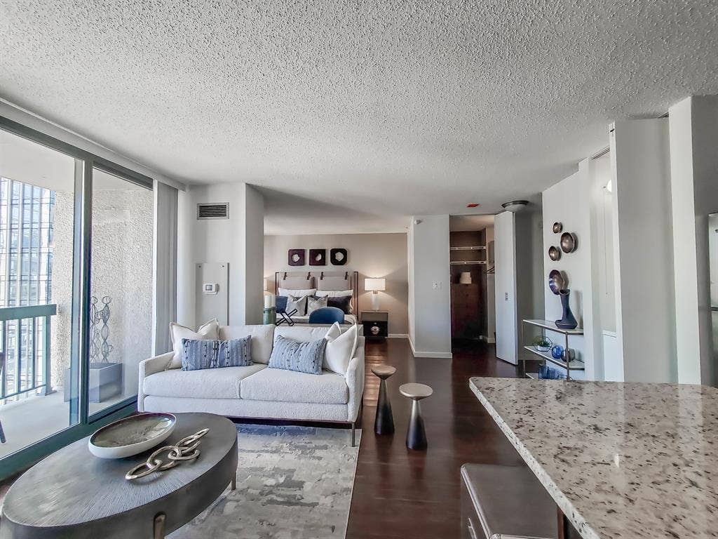 Sublet Available in River North