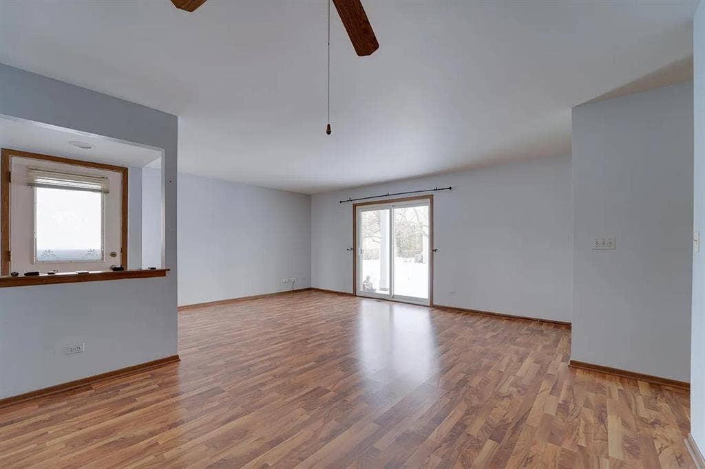 Master bedroom for rent