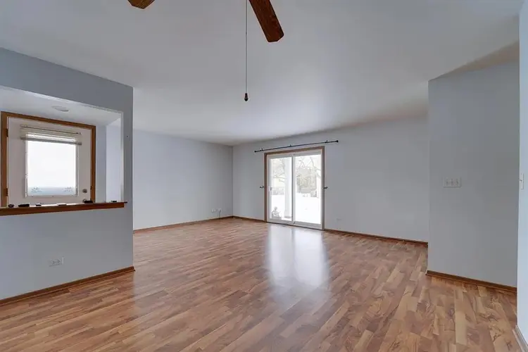 Master bedroom for rent