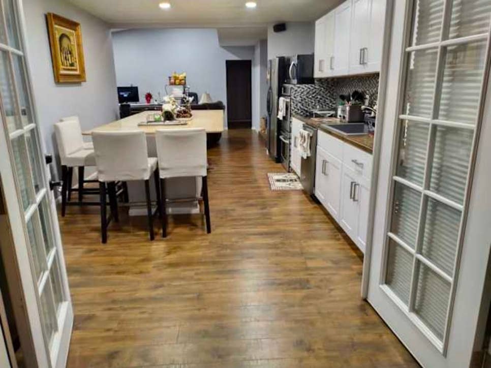 Newly renovated Room in a 3br house