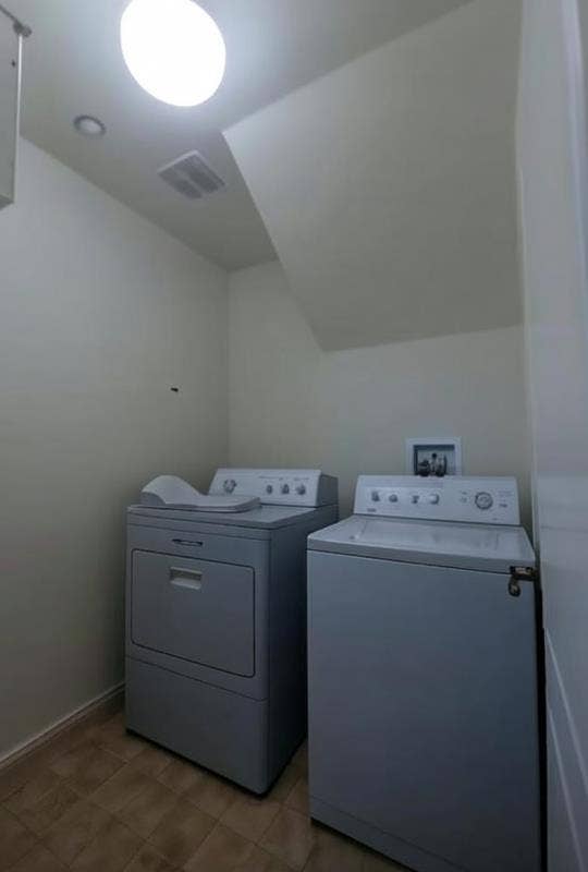 Spacious Master BR Oakland View