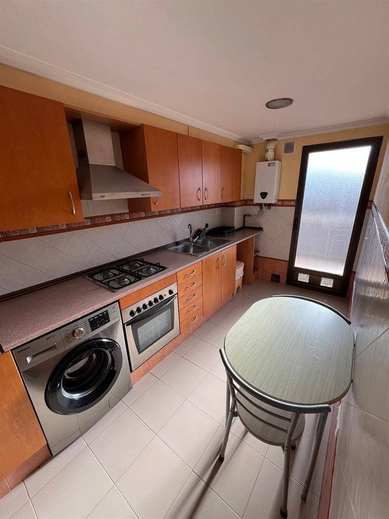 Luxury roomfor rent in Valencia.