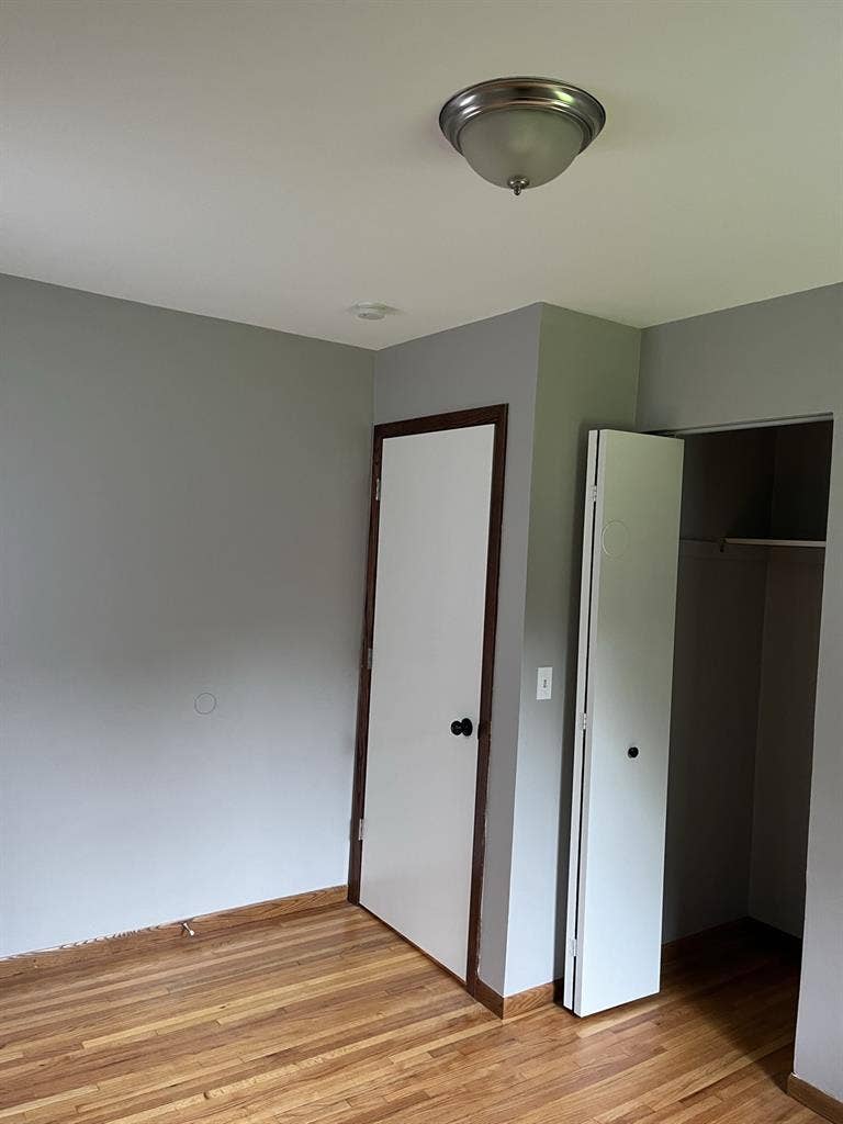 FEMALE roommate only -available 8/1