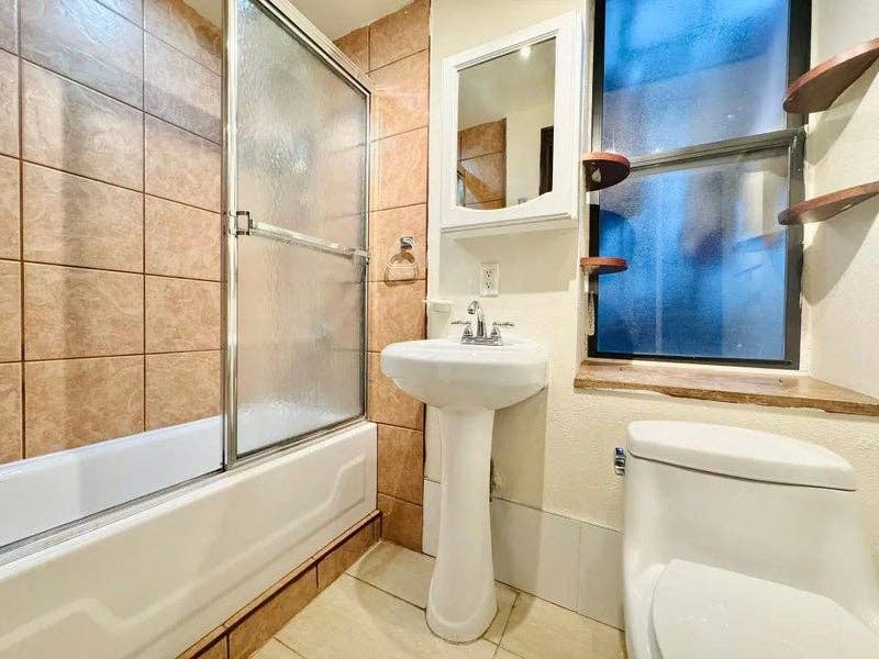 Room for Student or Professional