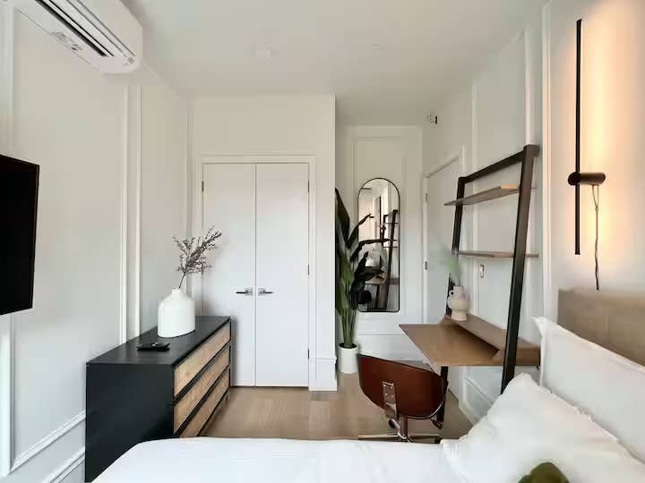 Room for Student or Professional