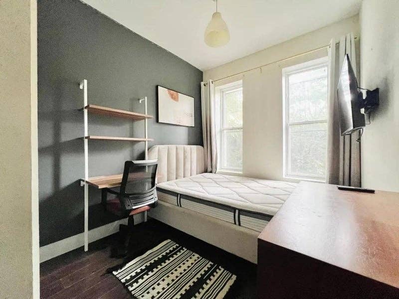 Room for Student or Professional