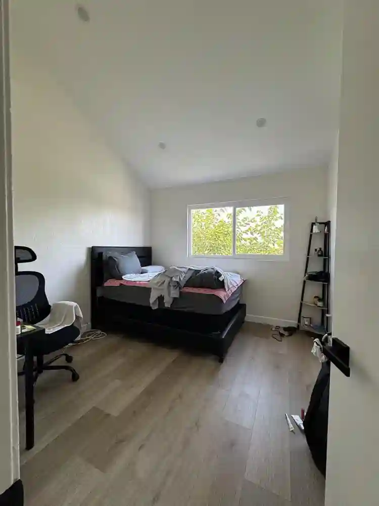 Private room for rent