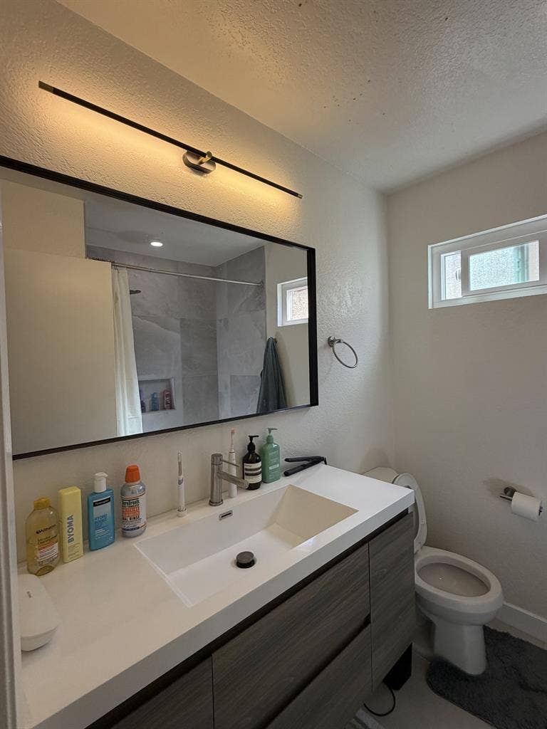 Private room for rent