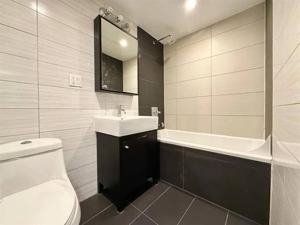 Furnished Room I 10min park Bushwic