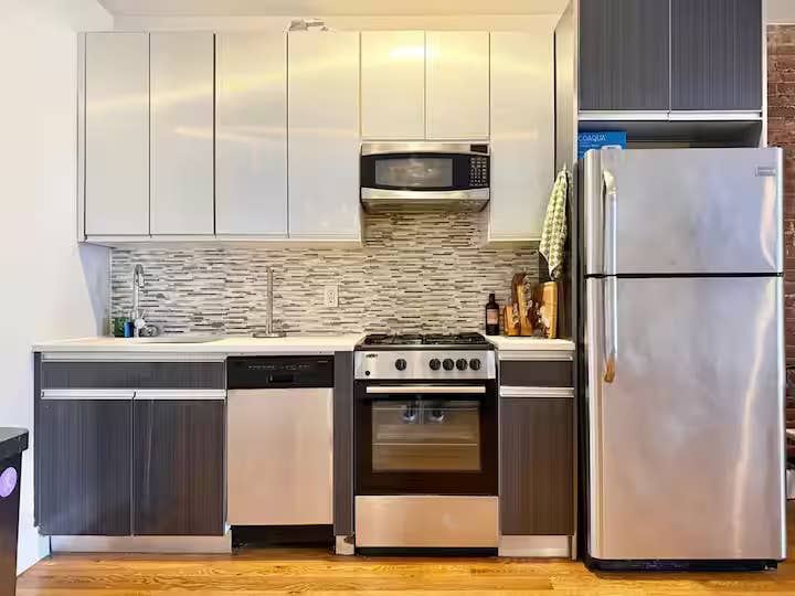 Furnished Room I 10min park Bushwic