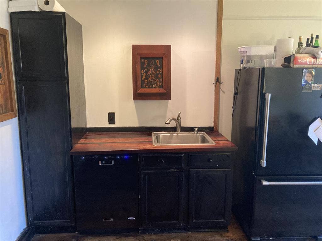 large bright furnished room females