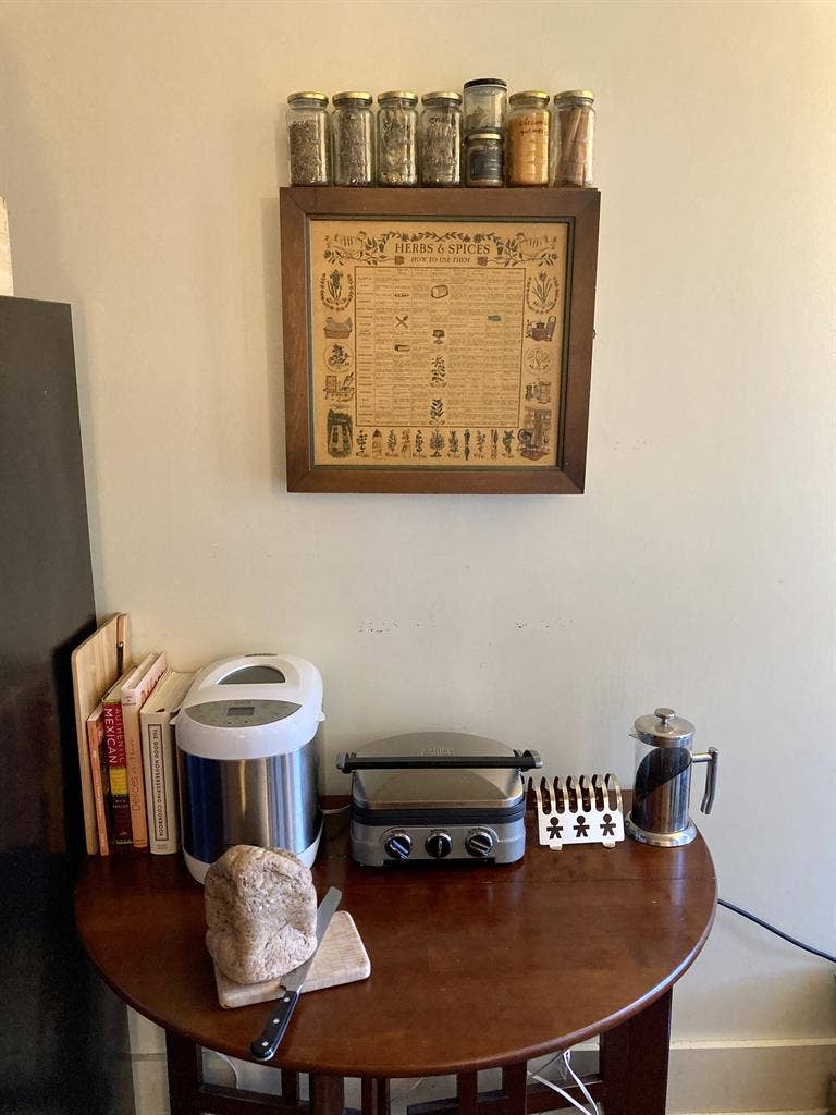 large bright furnished room females
