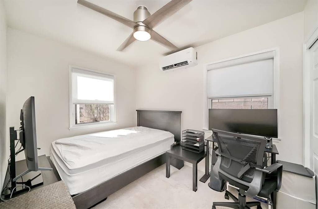 New renovated Private Room!