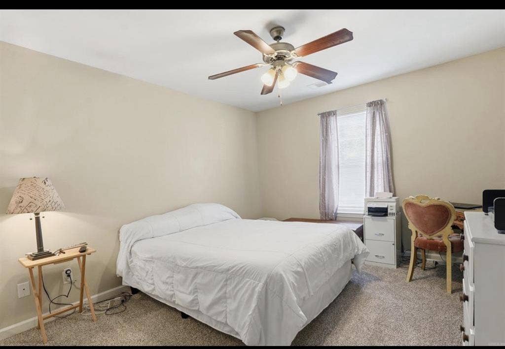 Roomate