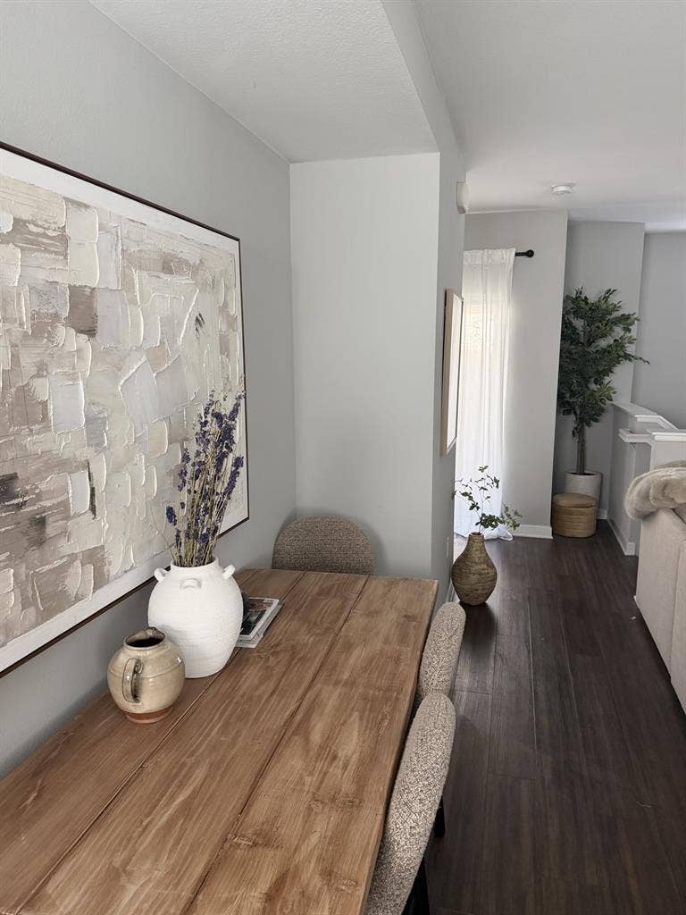 Room Available in 2bed/2.5 bath