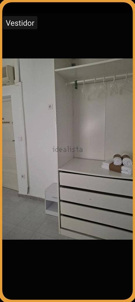 Busco compañero/a de piso.
