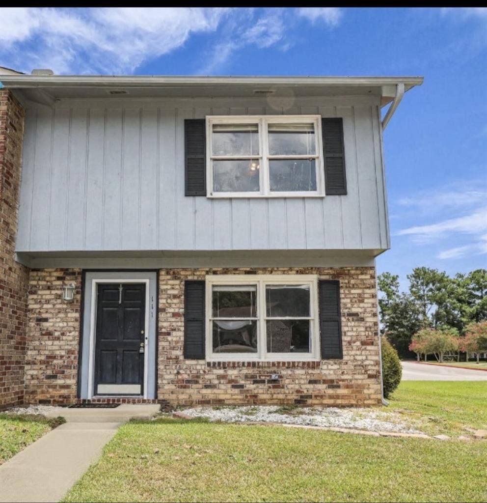 Room for rent in goose creekk