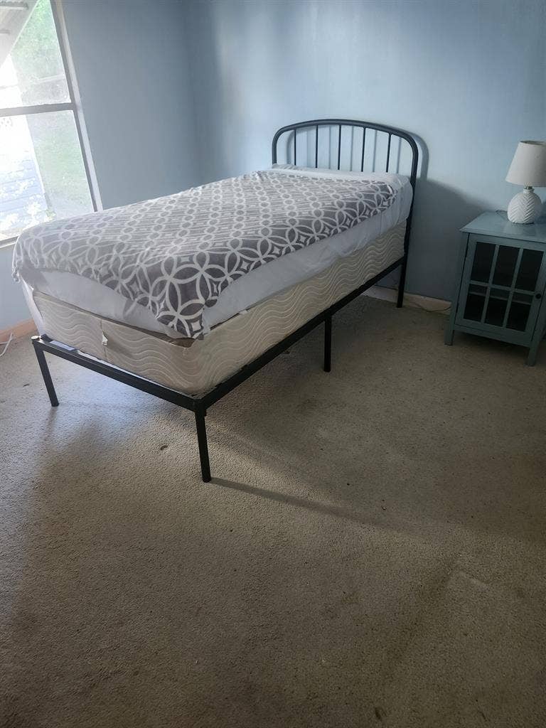 Furnished sRoom For Rent