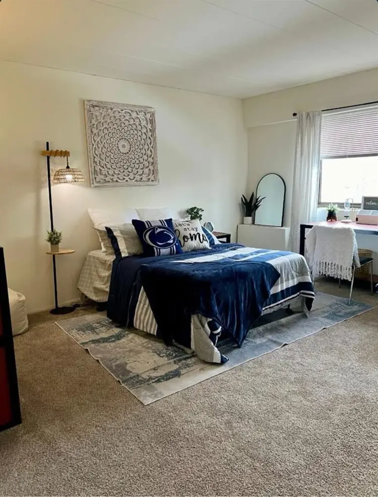 1BR/1BA Relet @ Parkway plaza