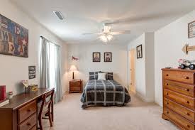 Copper Beech Sublease 3x3