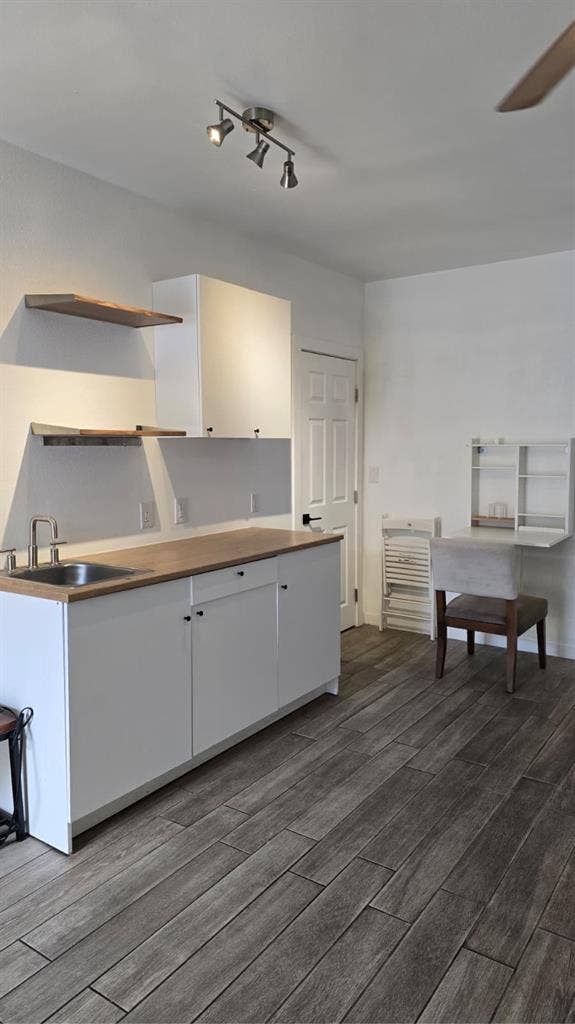 Studio for rent