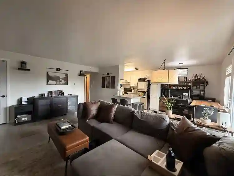 🏡 1 ROOMMATE WANTED - Arvada