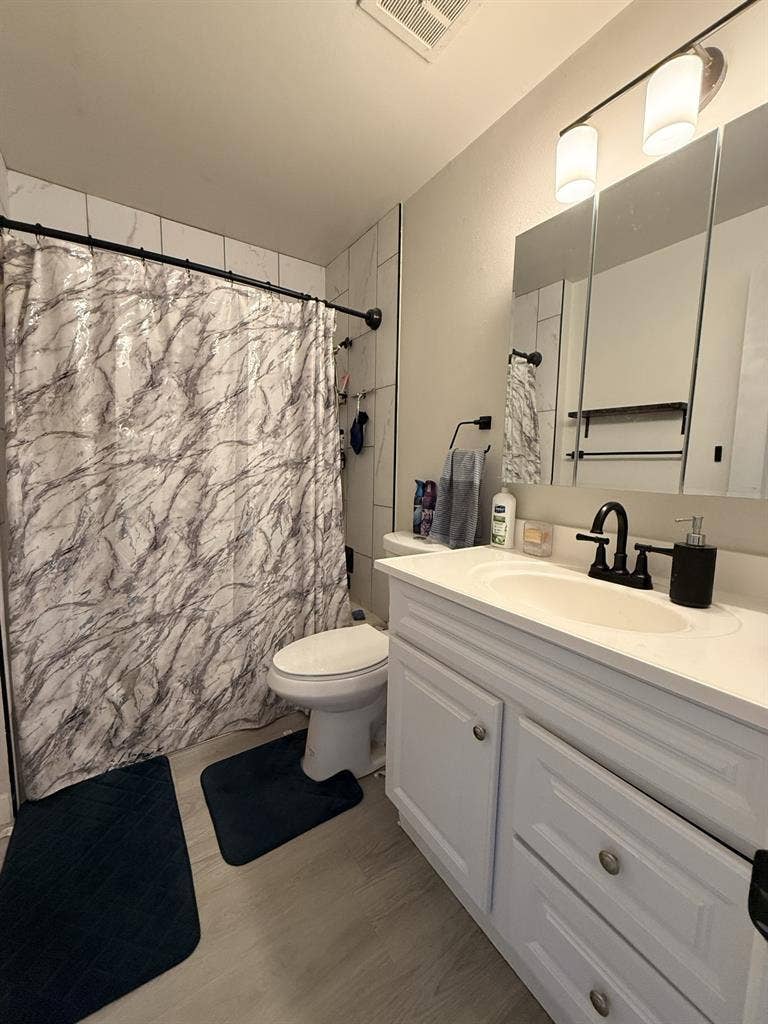 🏡 1 ROOMMATE WANTED - Arvada