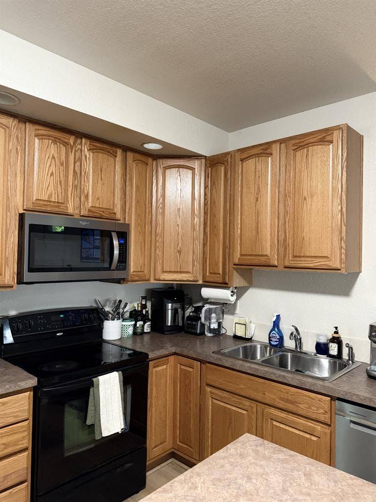 Furnished Loveland Cozy Condo